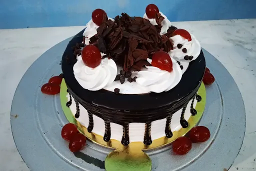 Black Forest Crunch Cake [500 Grams]