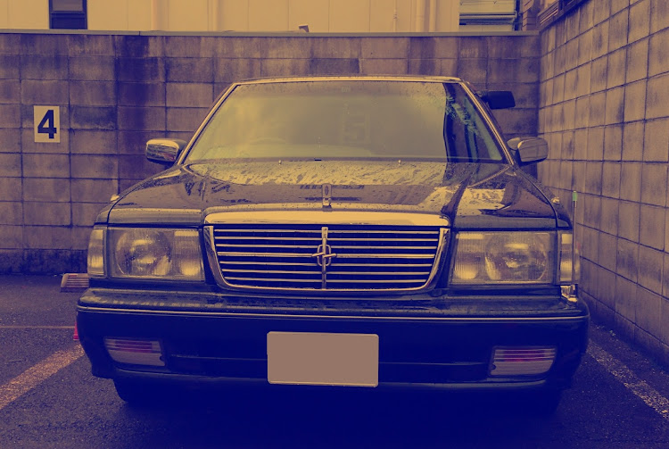 セドリックの同じ場所・怪車・Y31・クラウンワゴンに関するカスタム事例の投稿画像1枚目