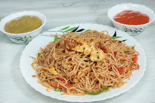 Chicken Schezwan Noodles