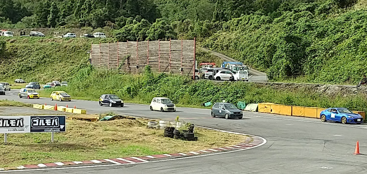 S660のレース観戦・ドライブ・S 6は楽しいに関するカスタム事例の投稿画像6枚目