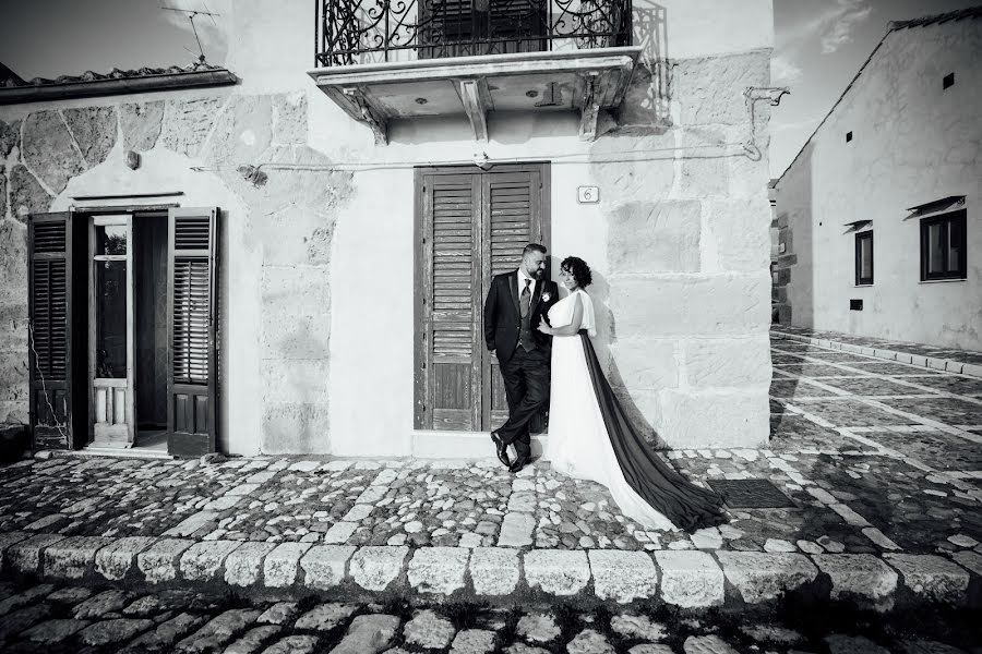 結婚式の写真家Damiano Giuliano (dgfotografia83)。2019 2月12日の写真