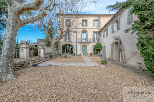 Property with pool 3