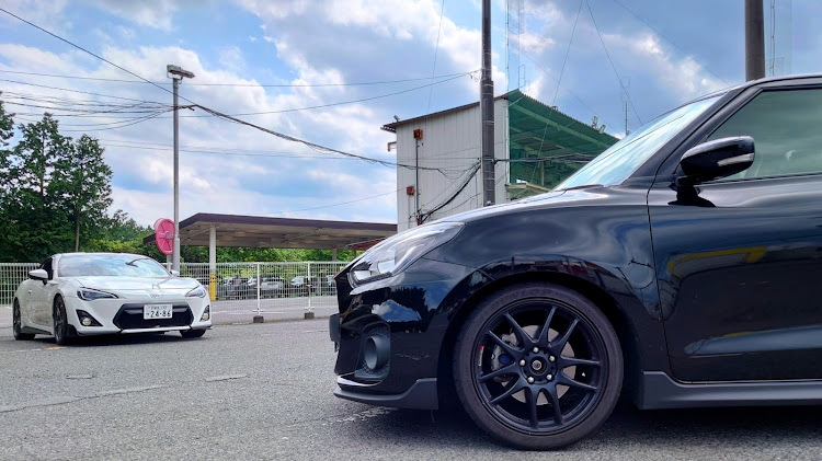 86の86・ZC33Sに関するカスタム事例の投稿画像1枚目