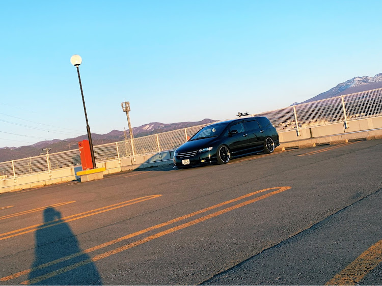 オデッセイの車高調整・洗車・ドライブに関するカスタム事例の投稿画像1枚目