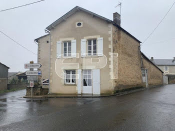 maison à Saint-Jean-de-Sauves (86)