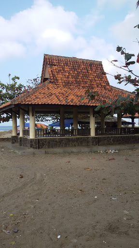 Gazebo Pantai Cipatujah