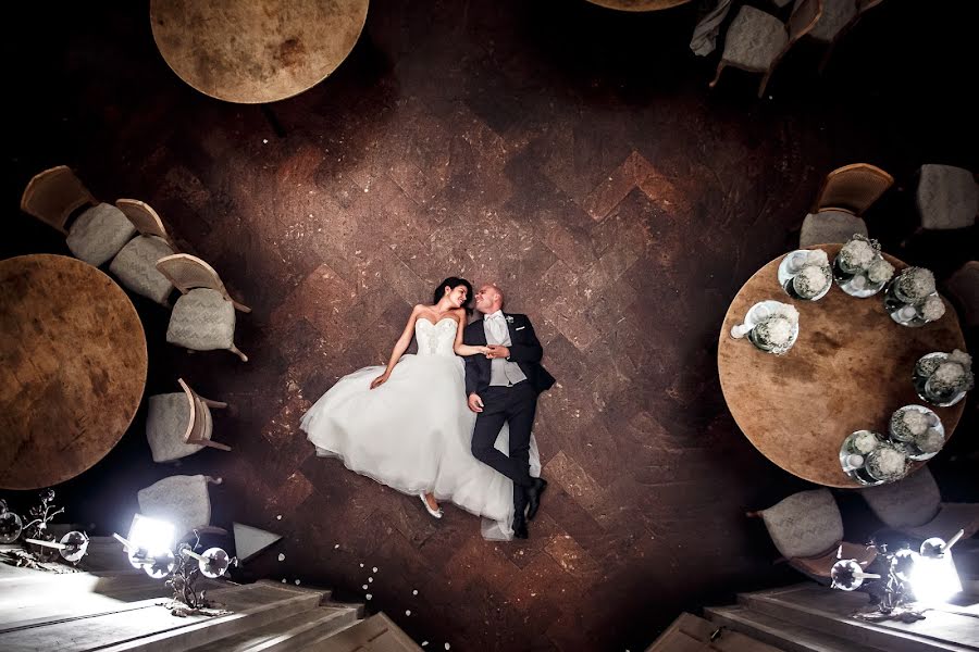 婚禮攝影師Marco Nava（studio）。2015 12月30日的照片