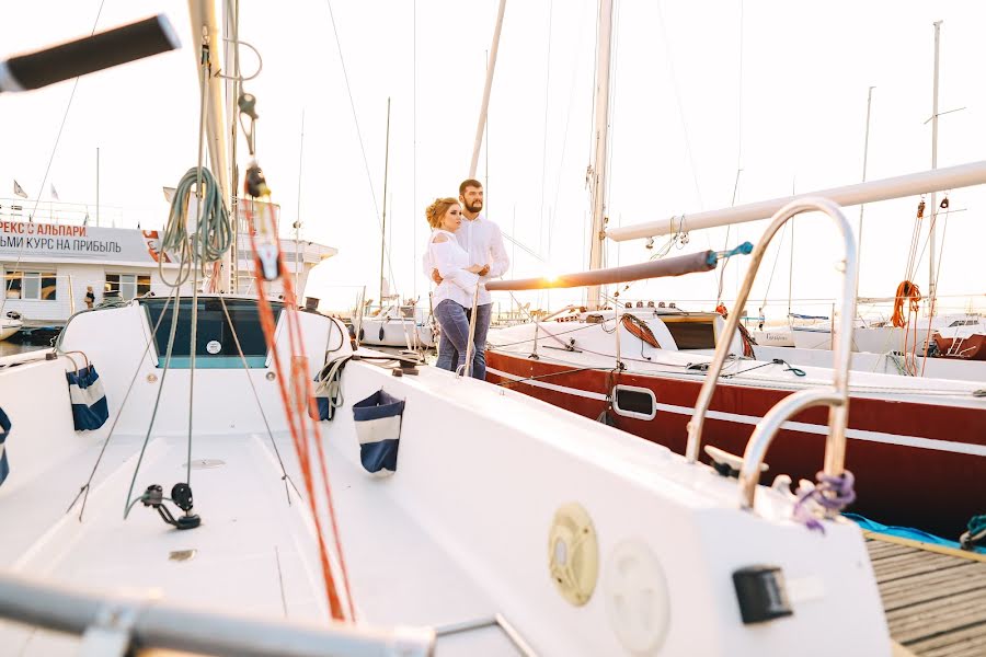 Wedding photographer Kseniya Grobova (kseniagrobova). Photo of 24 August 2018