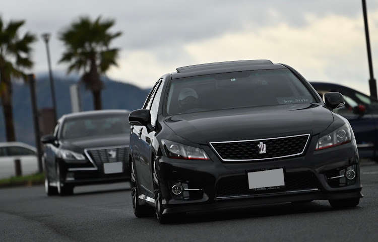 クラウンアスリートのJun Style・徘徊の帝王・広島・CarTuneber・まめさんミーティングに関するカスタム事例の投稿画像9枚目