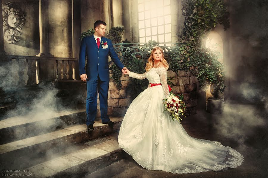 婚礼摄影师Yuliya Petrova（petrovajulian）。2015 12月15日的照片