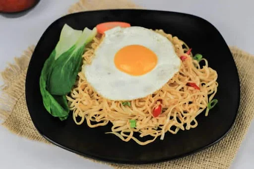 Egg Chicken Noodles