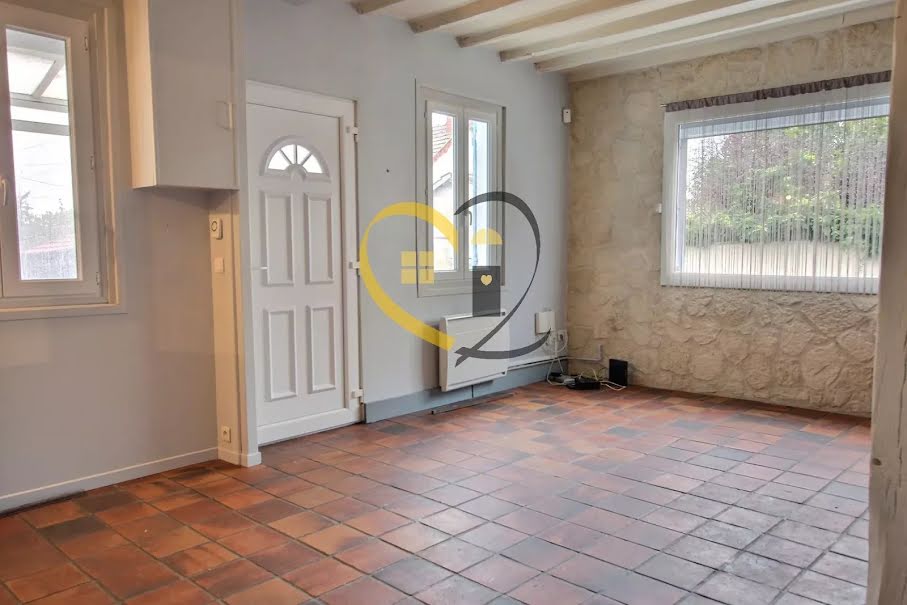 Vente propriété  80 m² à Vierzon (18100), 109 000 €