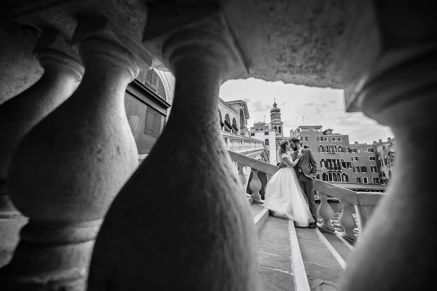 Hochzeitsfotograf Radu Dumitrescu (radudumitrescu). Foto vom 22. September 2022