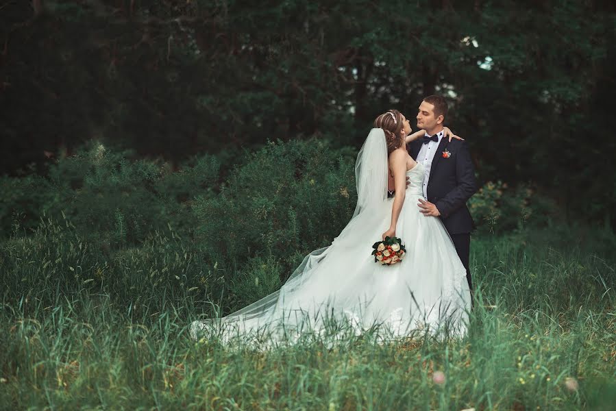 結婚式の写真家Tatyana Shalamanova (fototanya)。2015 7月16日の写真