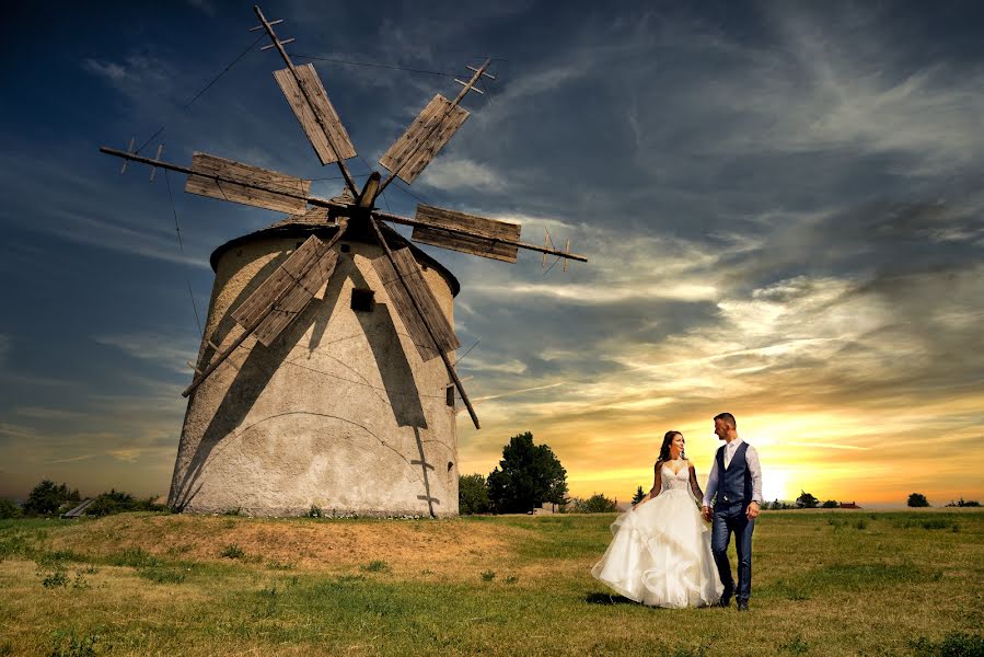 Photographe de mariage Sándor Szabó (szabosandor). Photo du 8 mars 2023