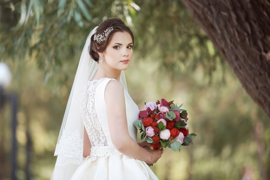 Fotografo di matrimoni Dmitriy Verkhorobin (verdi). Foto del 2 febbraio 2018