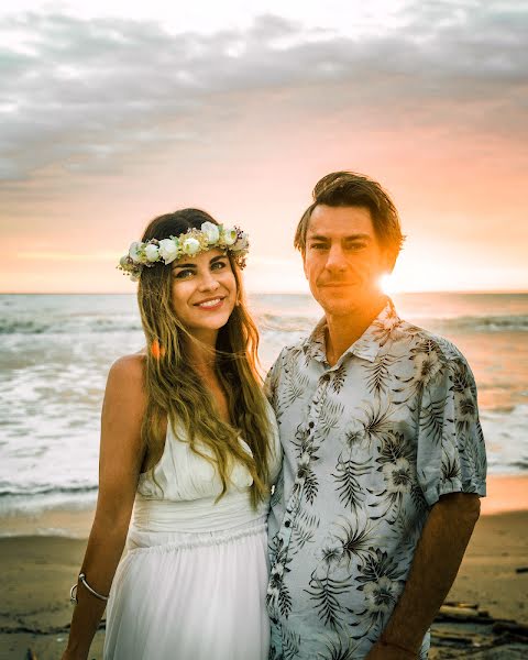 Fotógrafo de casamento Yovany Galvis (bodawild2). Foto de 30 de setembro 2021