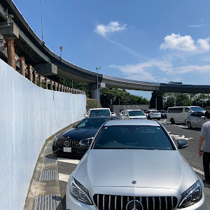 Cクラス セダン W205