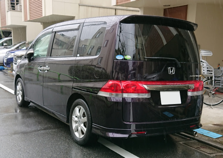 ステップワゴンの100SHIKIさんが投稿したカスタム事例の投稿画像2枚目