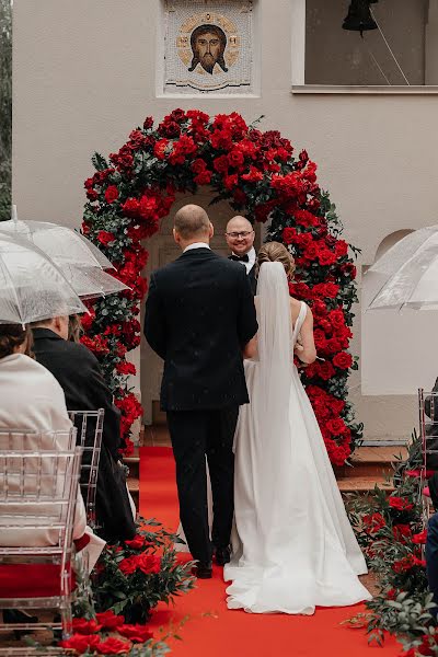 Fotógrafo de casamento Olga Shulginova (lelechkash24). Foto de 4 de setembro 2022