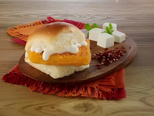 Paneer Vada Pav ( 2 Pcs)