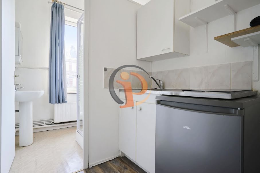 Location meublée appartement 1 pièce 18.7 m² à Lille (59000), 560 €