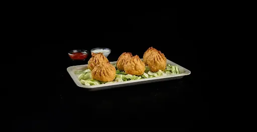 Fried Paneer Momos [8 Pieces]