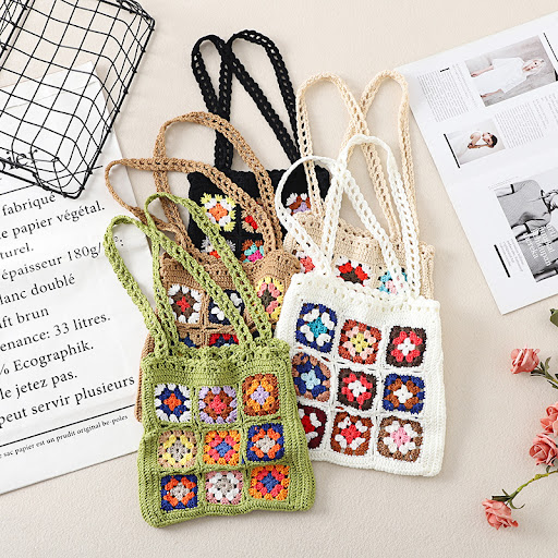 Title 7, Hand-woven Bag Grandmothers Pocket Wool. Carry...