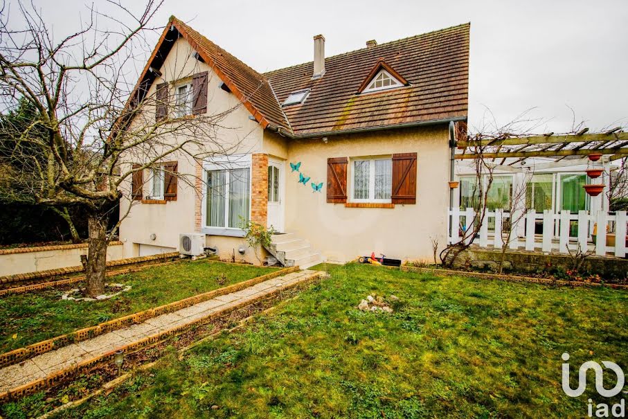 Vente maison 7 pièces 154 m² à Evreux (27000), 285 000 €