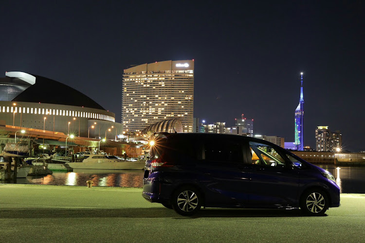 フリード+のイルミネーション・夜景撮影・デミオはお休み・サンタクロースに関するカスタム事例の投稿画像2枚目