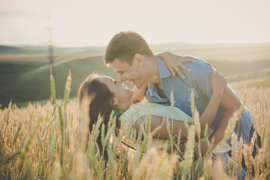 Wedding photographer Esbol Kalamkhanov (eskokalamhanov). Photo of 11 October 2016