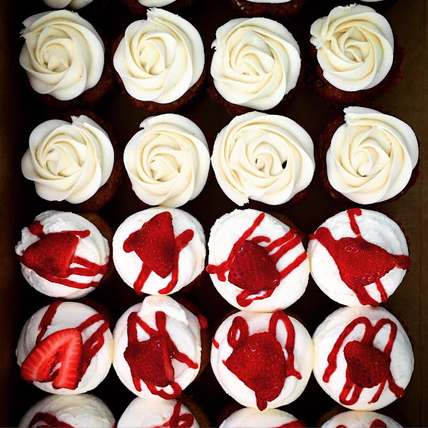 Stuffed strawberry shortcake cupcakes and carrot cupcakes