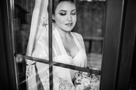 Wedding photographer Tatyana Pilyavec (tanyapilyavets). Photo of 1 June 2017