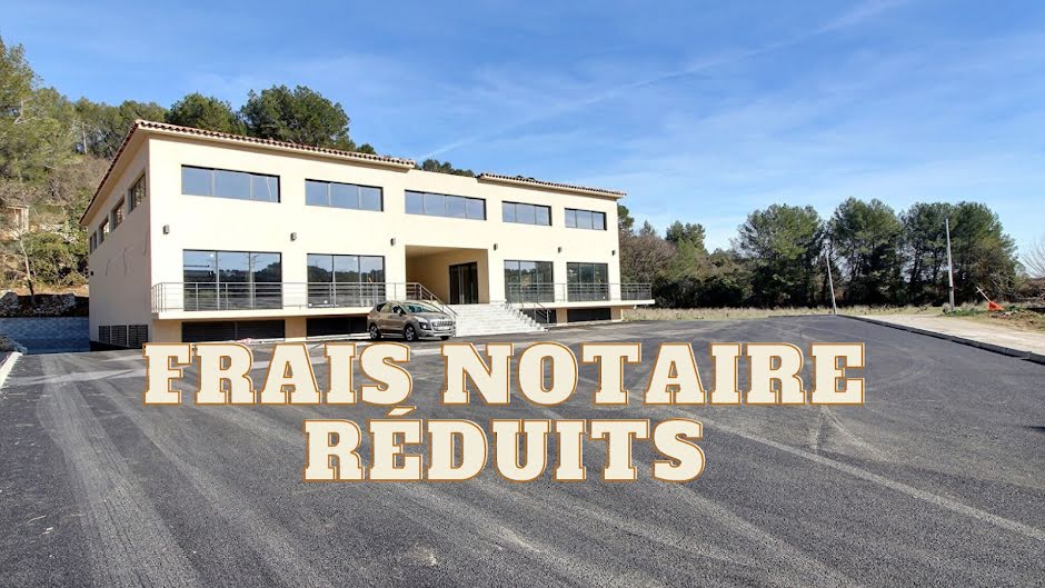 Vente locaux professionnels  251.1 m² à Trans-en-Provence (83720), 626 000 €