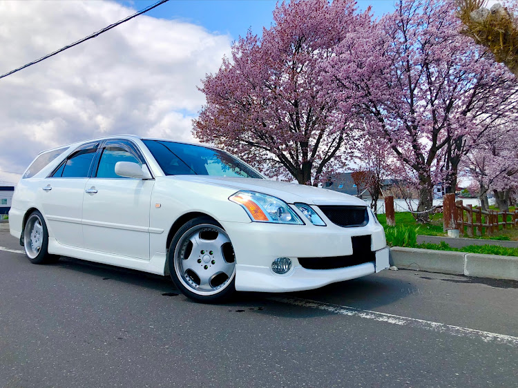 マークIIブリットのJZX110w・JZX110・桜が散る前に・ゴールデンウィーク・桜×愛車に関するカスタム事例の投稿画像2枚目