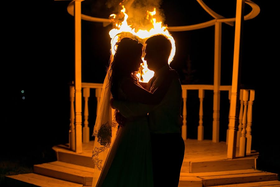 Fotografo di matrimoni Azat Safin (safin-studio). Foto del 21 settembre 2017