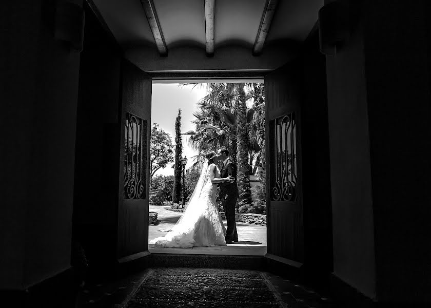 Wedding photographer Lorenzo Ruzafa (ruzafaphotograp). Photo of 7 October 2017