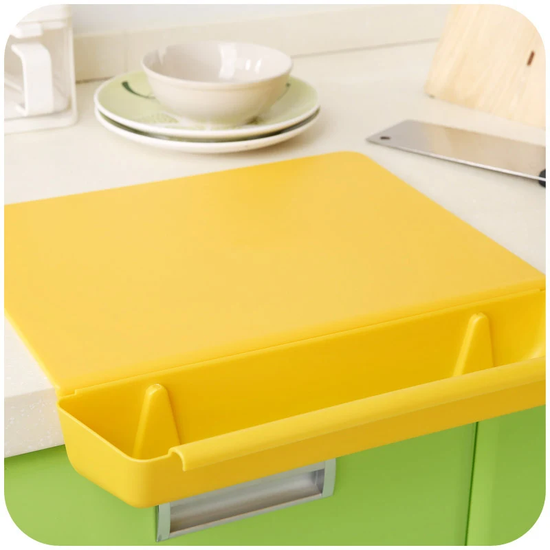 2-in-1 antislip snijplank voor de keuken. Veilig en stabiel snijden. Ideaal voor het bereiden van maaltijden. Een praktische keukenhulp.