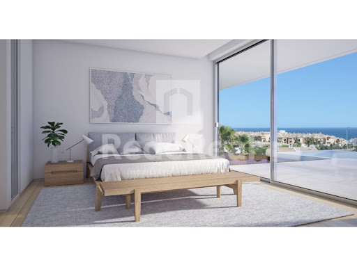 Maison avec piscine et terrasse 5
