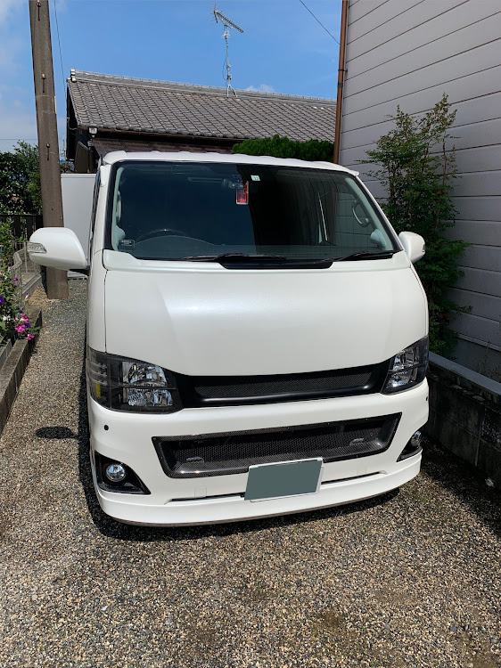 ハイエースバンのホクロ・洗車に関するカスタム事例の投稿画像1枚目
