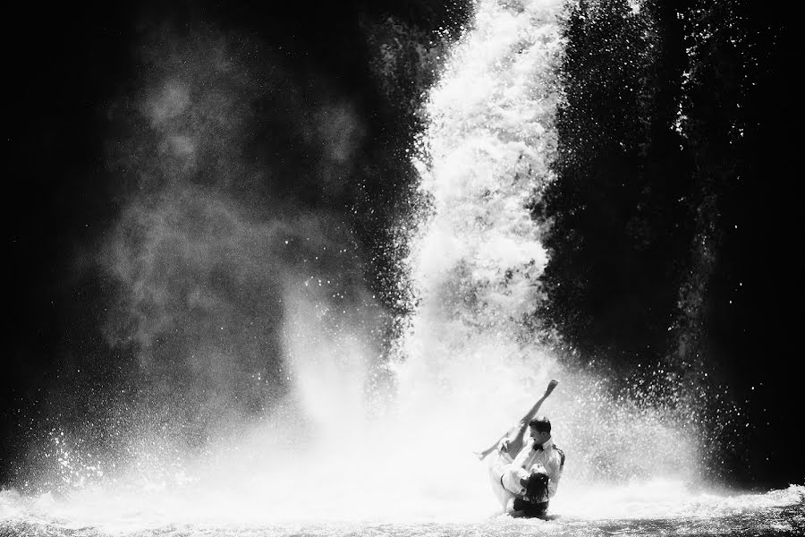 Fotografer pernikahan Aleksandr Yarovikov (yrvkv). Foto tanggal 21 Februari 2015