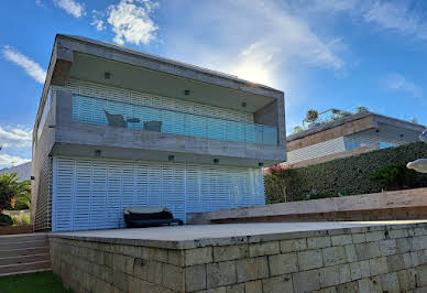 House with pool and terrace 5