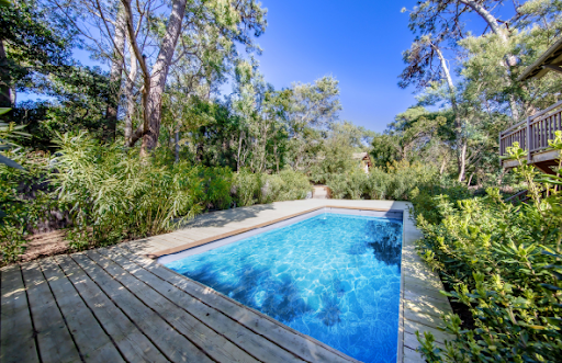 Villa avec piscine et jardin 2