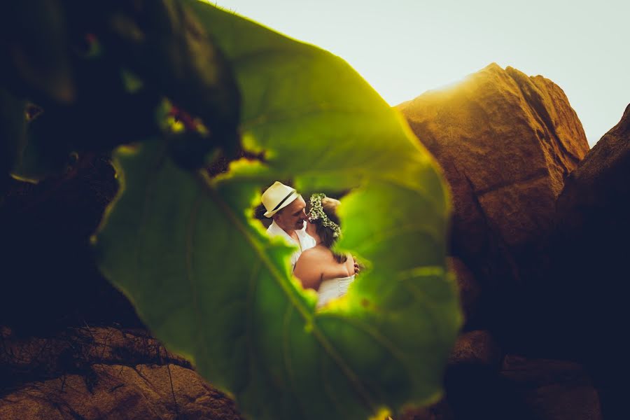 Wedding photographer Vladimir Lopanov (8bit). Photo of 1 March 2015