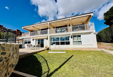 Villa with pool and terrace 20