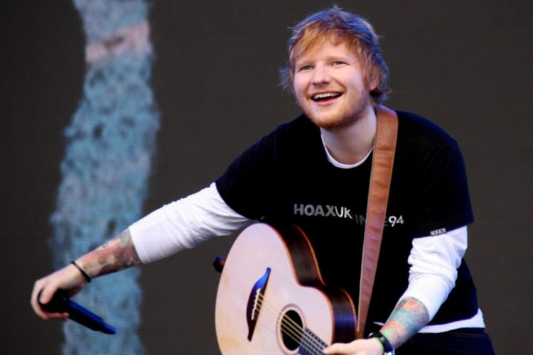 Ed Sheeran wordt nieuwe sponsor van Engelse ploeg, er lijkt nu meer ruimte voor ambitie...