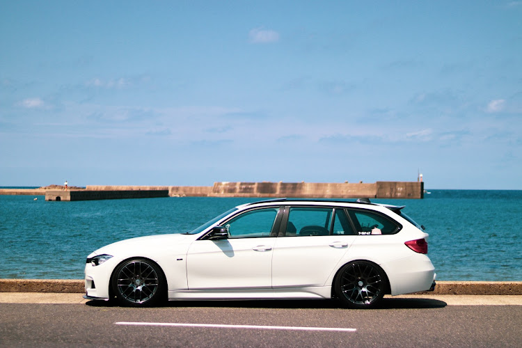 3シリーズ ツーリングのBMW3シリーズ・Msports・320d・ピックアップに選ばれたいに関するカスタム事例の投稿画像1枚目