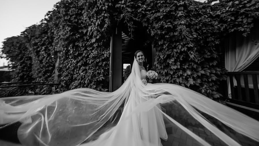 Wedding photographer Konstantin Trifonov (koskos555). Photo of 16 June 2019