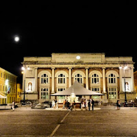 Pesaro by Night di 