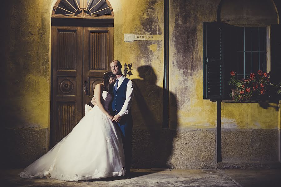 Fotógrafo de casamento Simone Gaetano (gaetano). Foto de 17 de outubro 2016